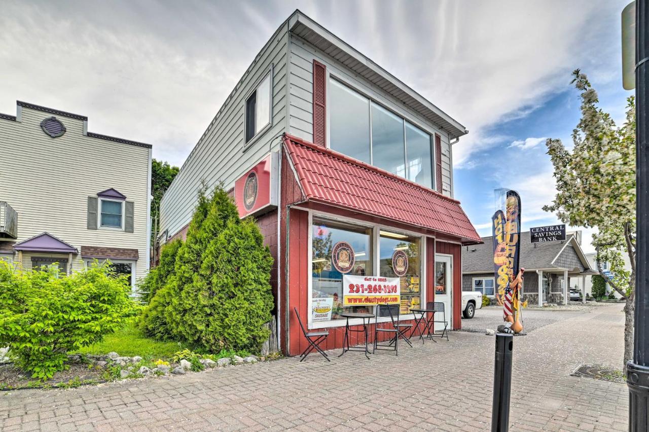 Walkable St Ignace Condo With Lake Huron Views Saint Ignace Exteriér fotografie