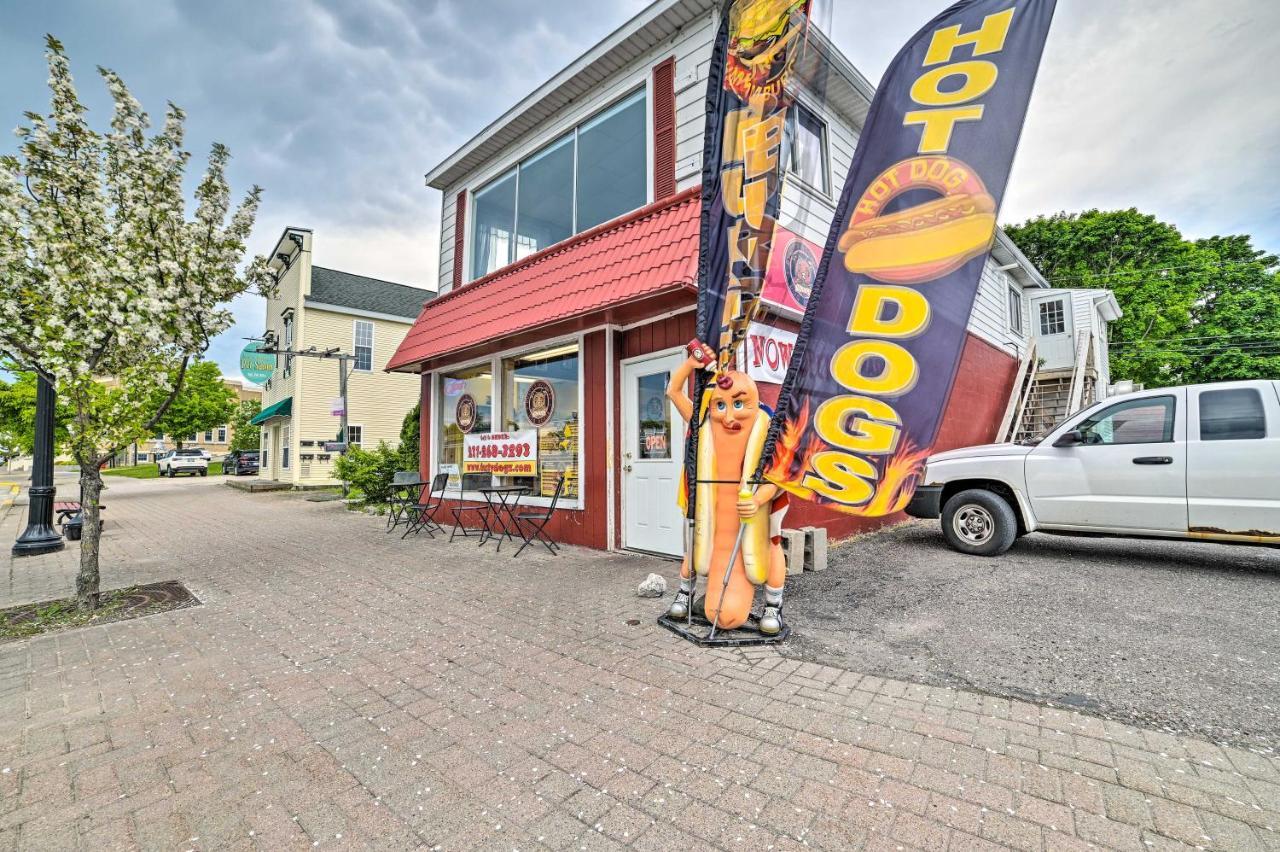 Walkable St Ignace Condo With Lake Huron Views Saint Ignace Exteriér fotografie
