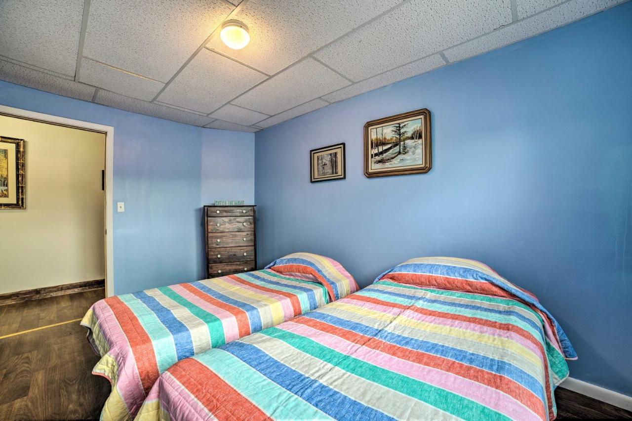 Walkable St Ignace Condo With Lake Huron Views Saint Ignace Exteriér fotografie