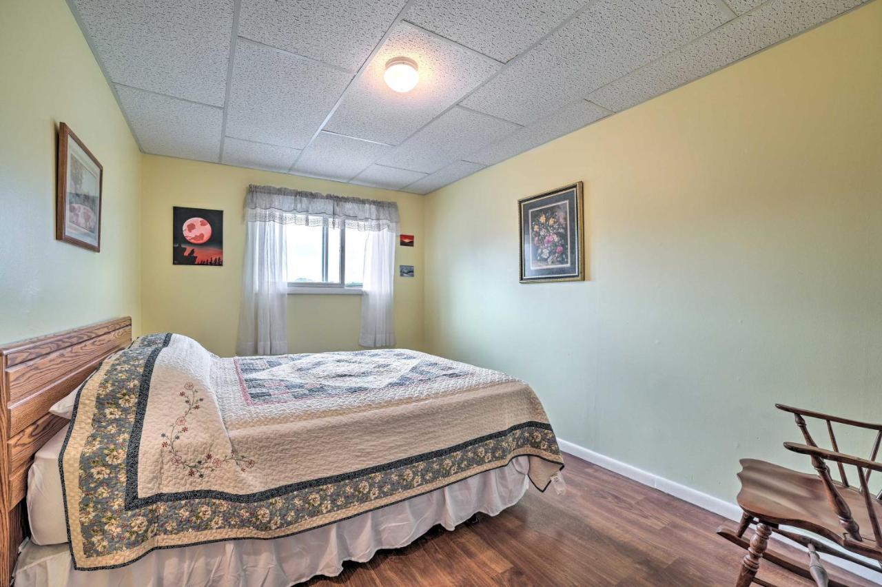 Walkable St Ignace Condo With Lake Huron Views Saint Ignace Exteriér fotografie