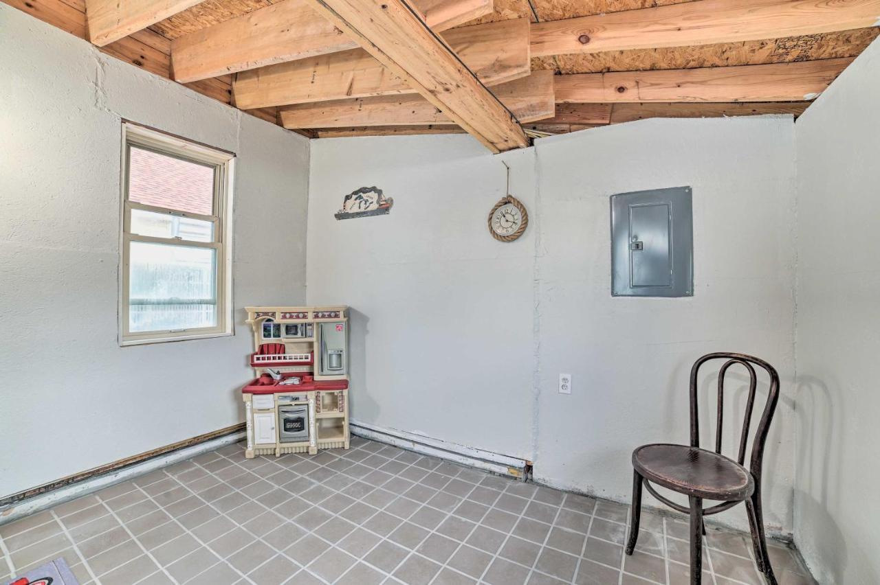 Walkable St Ignace Condo With Lake Huron Views Saint Ignace Exteriér fotografie